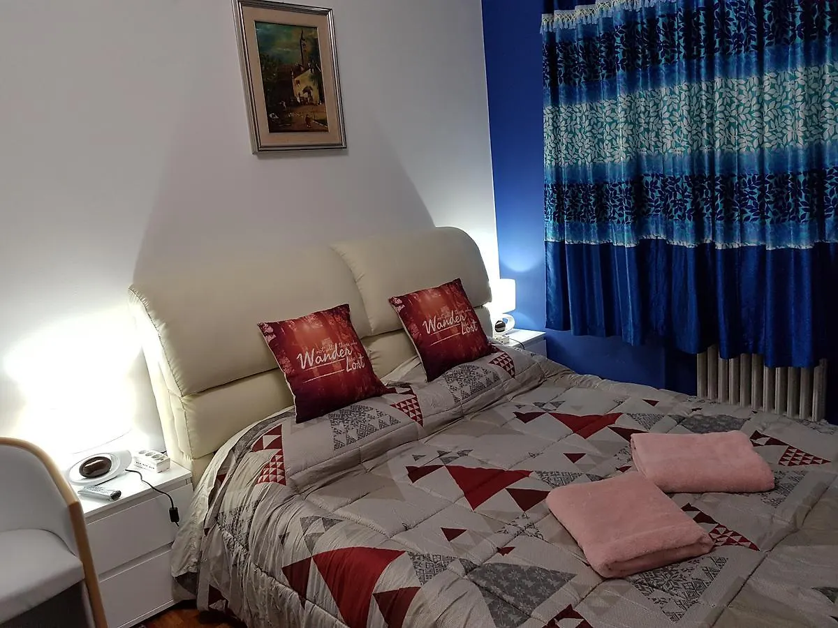 Dreambnb Mestre 5*,  Italy